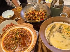 -富正毅三下锅·湘西韵味(天门山索道店)