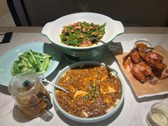 -荷花亭·湖北融合菜(中商广场店)