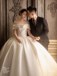 -雪中彩影婚纱摄影·微光艺术中心