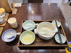 -蟹上黄·蟹黄面·江南糖水(人民广场店)
