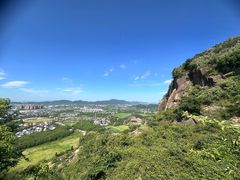 -灵岩山风景区