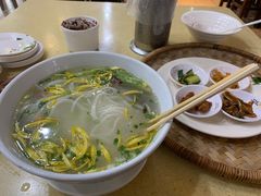 -桥香园云南过桥米线(金马碧鸡店)