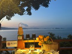 -美人鱼悬崖海景餐厅(鹿嘴山庄店)