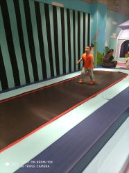 -利奥梦幻主题乐园(爱琴海购物公园店)
