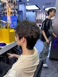 -米可造型烫发染发
