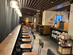 -星巴克(西藏路店)