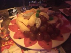 -Helens海伦司小酒馆(红旗南路店)