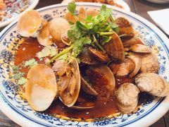 -爆炸头阿姨小四川正宗川味小吃(无任何分店)