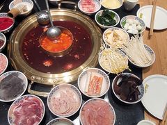 -周小明火锅(黑金冠社区店)