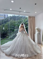 -予白婚纱礼服馆