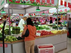 自助取餐区-天塔菜市场