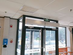 -麦当劳(玉桥中路店)
