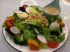 -丽莎沙拉轻食餐厅(国贸店)