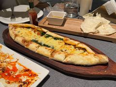 四季皮塔饼-Efes Turkish & Mediterranean Cuisine 艾菲斯餐厅(陆家嘴店)