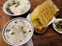 -宣海荣锅贴大王·陕味小吃集(钟楼店)