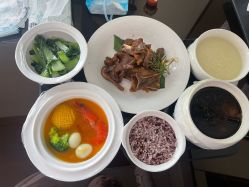 -臻康乃馨月子中心(凯宾斯基店)
