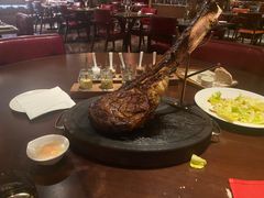 -恰餐厅及酒吧 CHAR Bar & Grill (北京丽都皇冠假日店)
