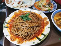 -蓝田九大碗民俗食府(蓝田店)