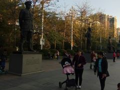 -英雄广场