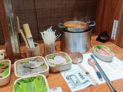 -独食火锅·半米屋台(直营总店)