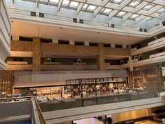 面包甜点陈列柜-桂林喜来登饭店雅琴餐厅