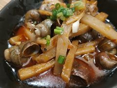 酸笋炒螺蛳-亚皆老街南宁老友粉·米粉(印象城店)