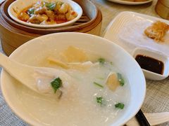 生滚鱼片粥-潮府馆·非遗潮州菜·世纪公园(新国际博览中心店)
