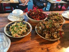 -冶建镜子·老南昌大排档·江西虾王(总店)