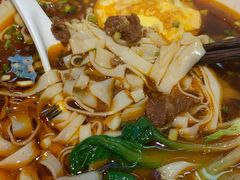 招牌红烧牛肉米粉-呷佬·长沙手工米粉(金沙江路店)