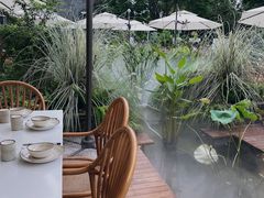 -墨居上隐·院子里火锅(峨眉店)