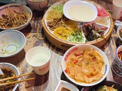 -怪噜范·老贵阳街头名小吃(鸿通城店)