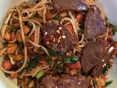 牛肉拌粉-万方圆拌粉瓦罐汤(滕王阁旗舰店)