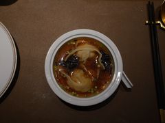 蟹粉三白馄饨-新荣记(西溪湿地店)