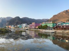 -百里峡七彩艺术小镇