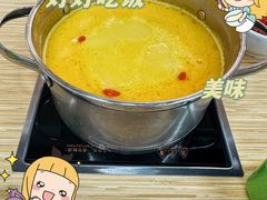 -杨老板·海鲜集市火锅·鲜切牛肉(中防万宝店)