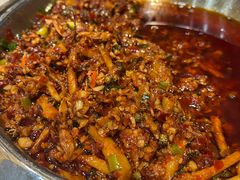 -凤凰路何眼镜香辣蟹(花果园店)