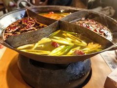 -白乐天毛肚火锅馆(南滨路店)