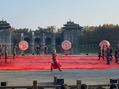 -茅山东方盐湖城景区