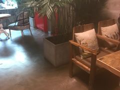 -HIGH FIVE哈福手工汉堡(桂林路店)