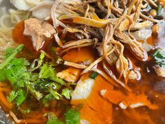 -老五鸡丝豆花面粉(瑞金北路68号院店)