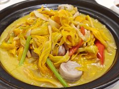 金针套肠煲-大厝宅海鲜馆