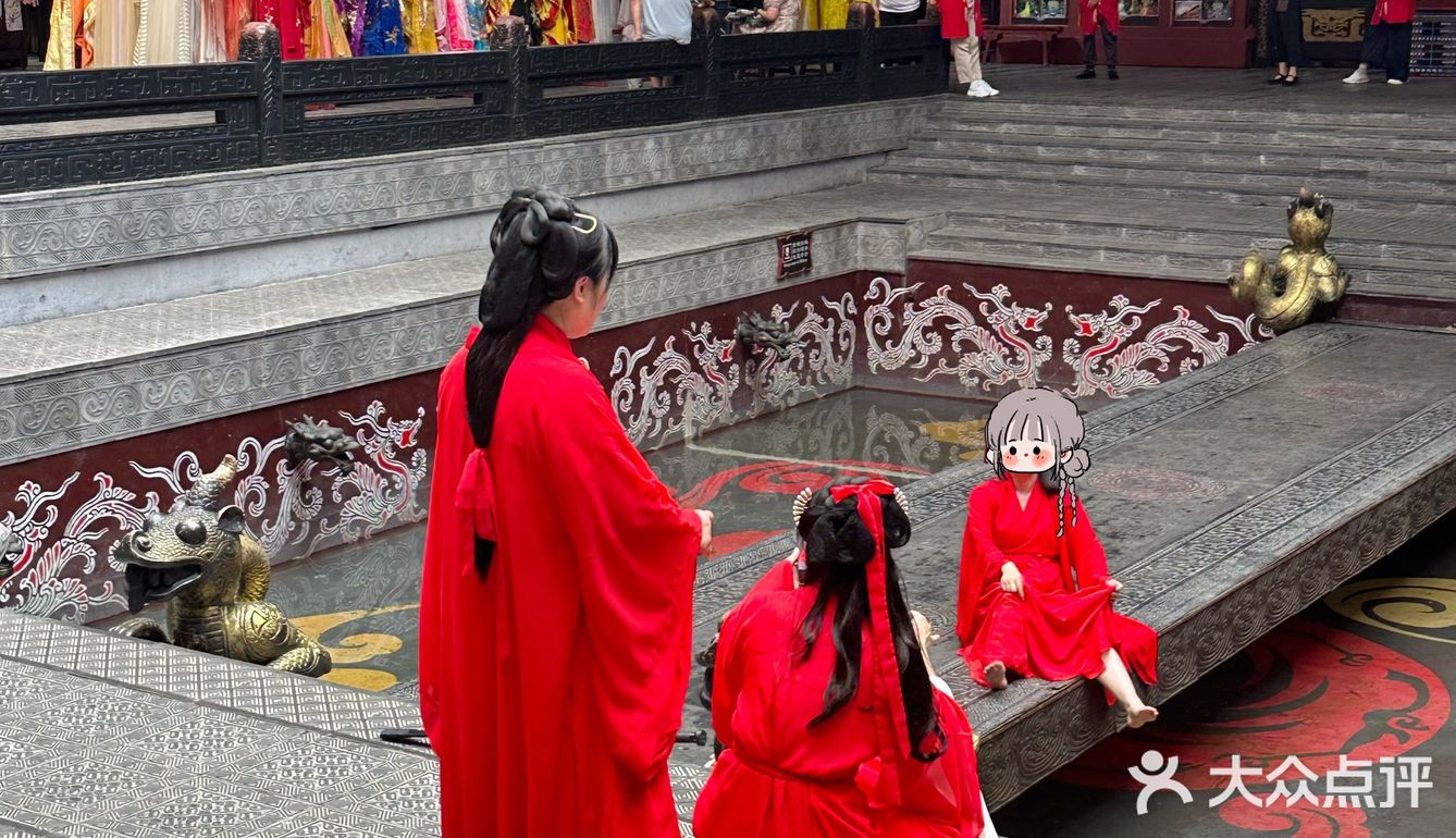 追星女孩超爱的横店味道，来横店旅游不要走错啦