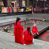 追星女孩超爱的横店味道，来横店旅游不要走错啦