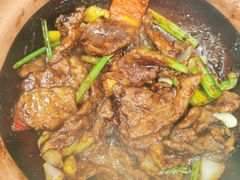 生啫牛肉-天宝食坊·啫啫煲大排档(西华路店)