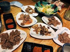 -一井烧肉·活鳗·寿司(望京SOHO店)