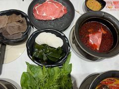 -呷哺呷哺(融创茂店)