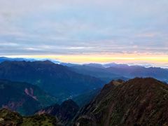 -牛背山