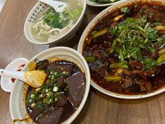-杨三孃跷脚牛肉(美洲花园店)