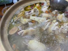 -威邵鸡煲(西华路总店)