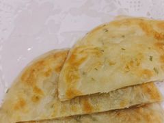 葱油饼-小船渔村·大连菜(明泽街店)